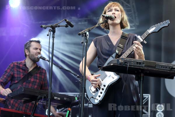 MINA TINDLE - 2015-06-25 - PARIS - Place de la Republique - 